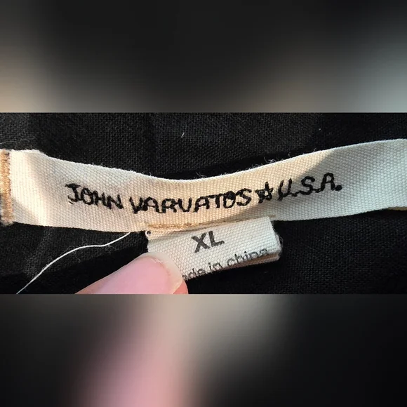 John Varvatos Men's Black Button Down Shirt Size XL - Picture 2 of 5